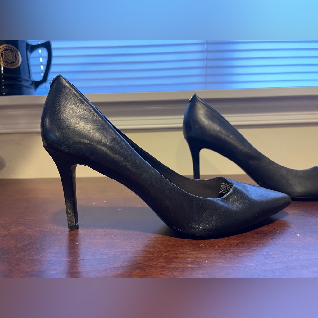 Karl Lagerfeld Black Pointed-Toe Stiletto Heels
